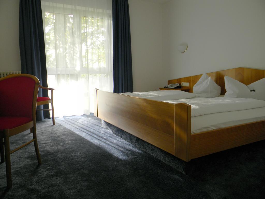Hotel Landgut Burg Gmbh Weinstadt Exteriér fotografie